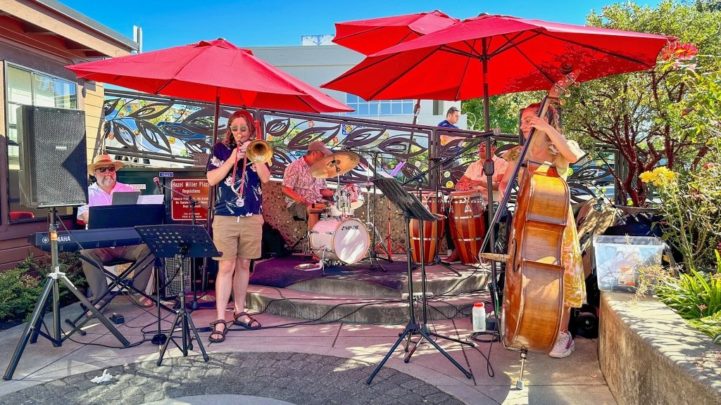 Band playing a concert in Hazel Miller Plaza in Edmonds